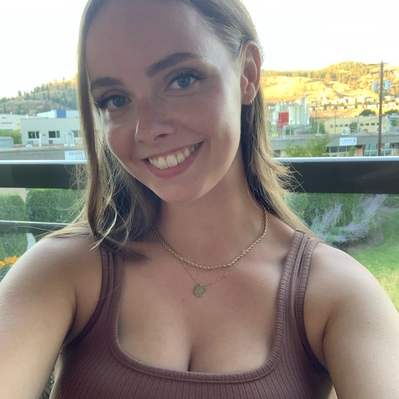 Meet your Posher, Cobi - Picture 1 of 1